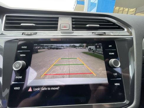 Used 2023 Volkswagen Tiguan SE R-Line AWD/4WD image 14