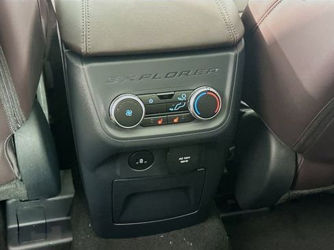 New 2026 Ford Explorer Platinum w/ LUX Leather Package image 8