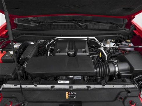 New 2026 Chevrolet Colorado ZR2 w/ Technology Package AWD/4WD image 8