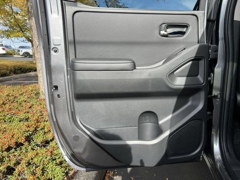 New 2026 Nissan Frontier SV w/ Tow Package AWD/4WD image 26