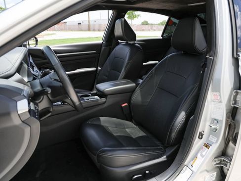 Used 2023 Nissan Altima 2.5 SL FWD image 16