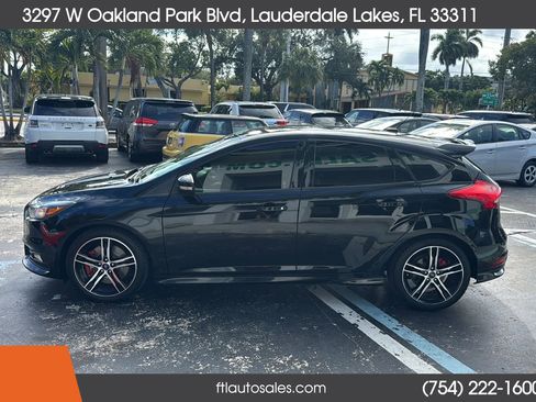 Used 2018 Ford Focus ST image 7