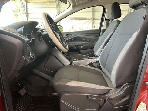 Used 2015 Ford Escape S image 28