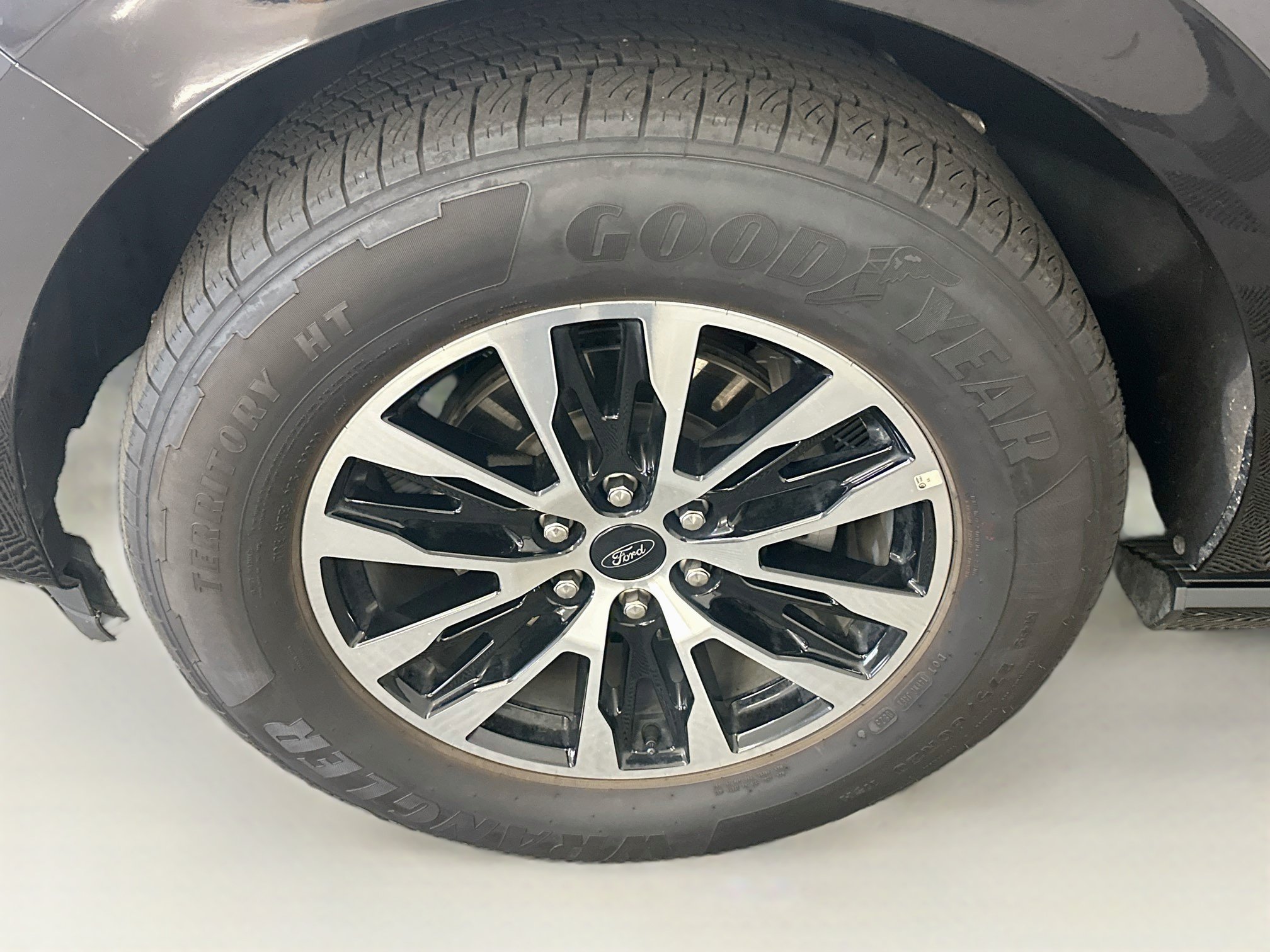 Used 2025 Ford Expedition Platinum AWD/4WD image 11