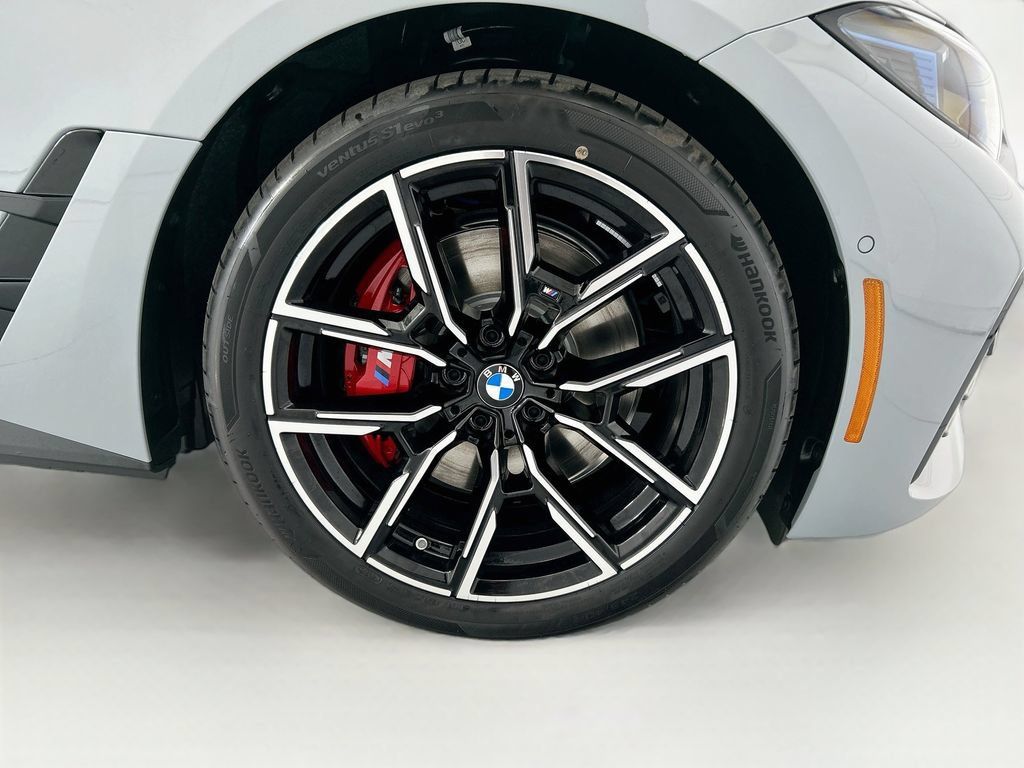 New 2026 BMW i4 eDrive40 w/ M Sport Package RWD image 31