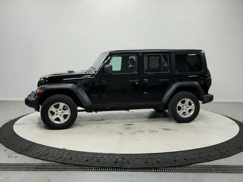 Used 2021 Jeep Wrangler Unlimited Sport AWD/4WD image 5