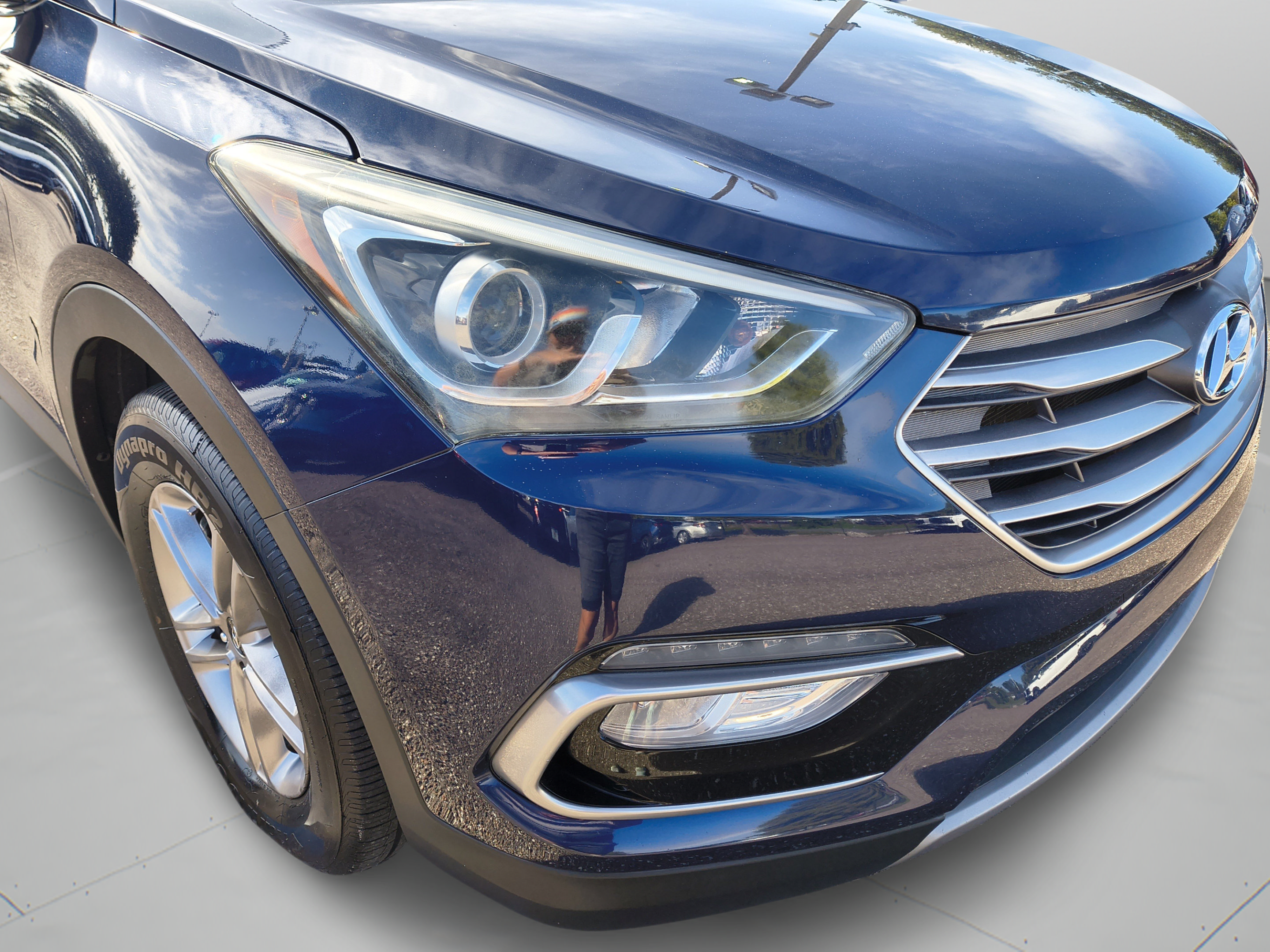 Used 2017 Hyundai Santa Fe Sport FWD image 32