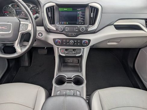 Used 2022 GMC Terrain SLT FWD image 7