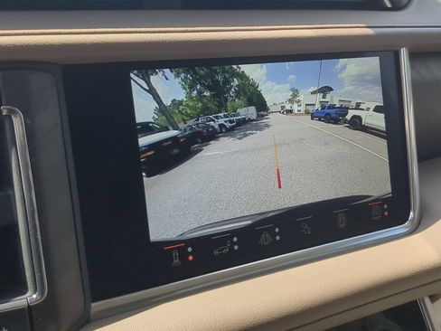 Used 2023 GMC Yukon Denali w/ Denali Reserve Package AWD/4WD image 15