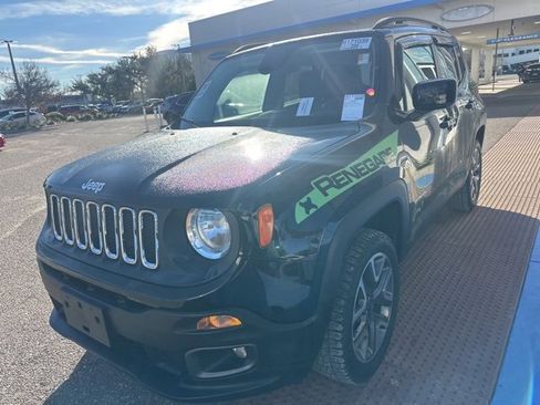 Used 2016 Jeep Renegade Latitude w/ Popular Equipment Group image 7