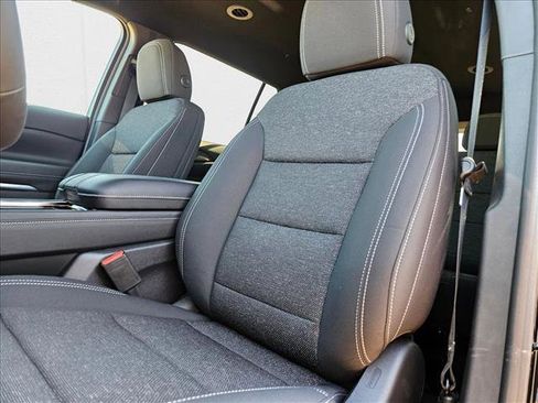 New 2026 Chevrolet Traverse LT w/ LPO, Floor Liner Package image 4