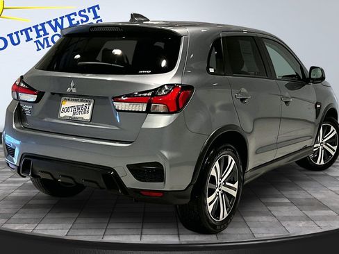 Used 2025 Mitsubishi Outlander Sport AWD image 6