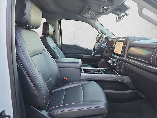 Used 2025 Ford F250 Lariat AWD/4WD image 17