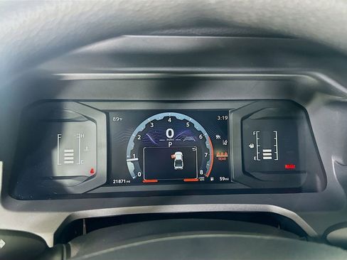 Used 2024 Toyota Tacoma SR5 AWD/4WD image 24