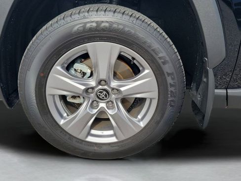 Certified 2025 Toyota RAV4 XLE w/ Convenience Package image 10