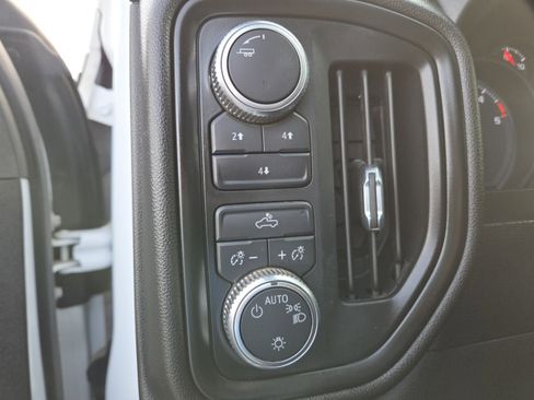 Used 2022 GMC Sierra 2500 Pro w/ Gooseneck/5TH Wheel Package image 5