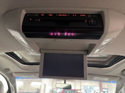 Used 2011 Toyota Sequoia Limited image 37