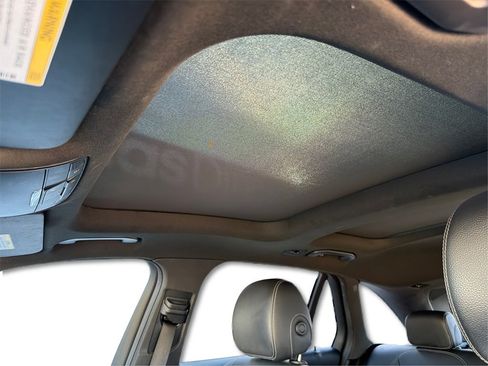 Used 2018 Mercedes-Benz GLC 300 w/ Premium Package image 13