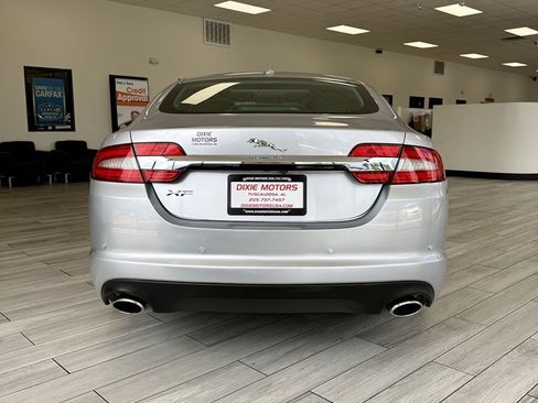 Used 2012 Jaguar XF RWD image 8