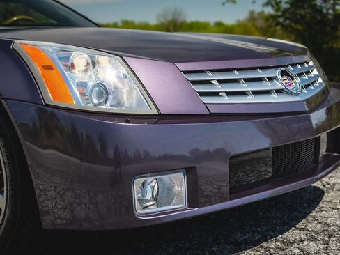 Used 2004 Cadillac XLR image 19
