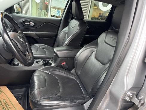 Used 2021 Jeep Cherokee Latitude Lux image 15