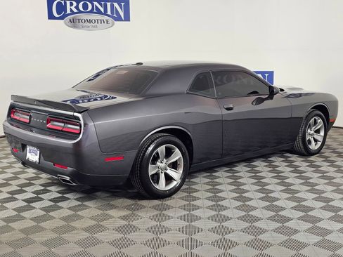 Used 2021 Dodge Challenger SXT image 6