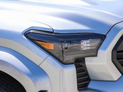 Used 2025 Toyota Tacoma TRD Sport RWD image 8