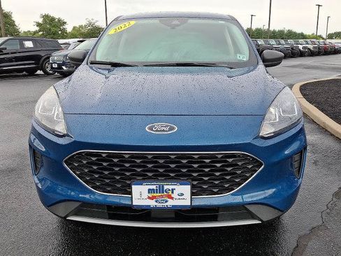 Certified 2022 Ford Escape SE AWD/4WD image 2