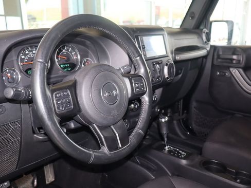 Used 2015 Jeep Wrangler Unlimited Sport w/ Quick Order Package 24S AWD/4WD image 18