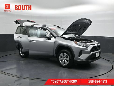 Used 2019 Toyota RAV4 LE w/ All Weather Liner Package AWD/4WD image 54