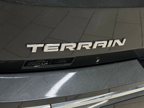 Used 2018 GMC Terrain Denali w/ Advanced Safety Package AWD/4WD image 34