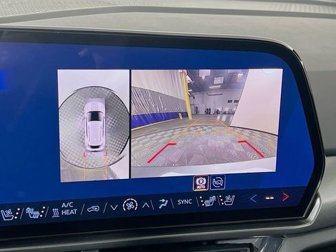 New 2026 Chevrolet Equinox EV RS image 14