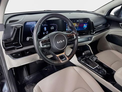 Certified 2023 Kia Sportage EX FWD image 9