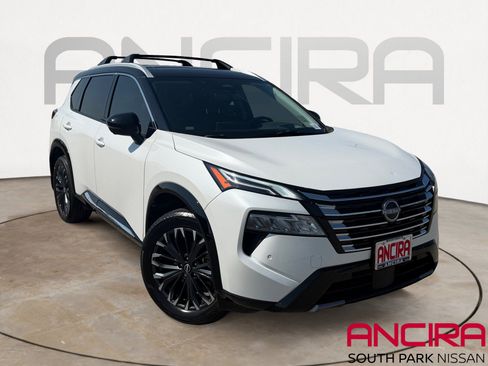 Used 2025 Nissan Rogue Platinum w/ Platinum Premium Package AWD/4WD image 1