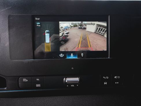 Used 2024 Mercedes-Benz Sprinter 2500 image 25