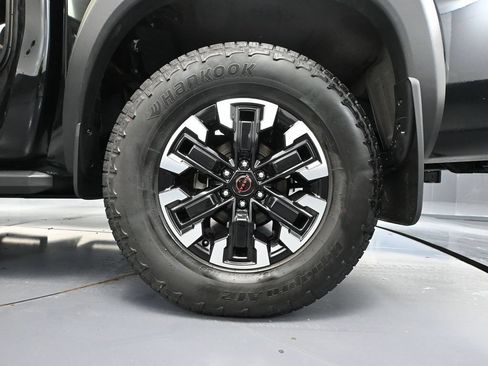Used 2023 Nissan Frontier PRO-4X w/ Tow Package AWD/4WD image 10
