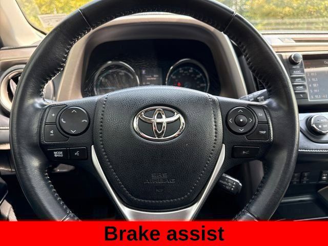 Used 2018 Toyota RAV4 Limited AWD/4WD image 43