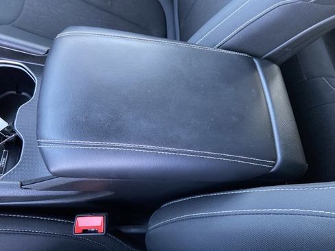 Used 2024 Jeep Grand Cherokee Laredo image 40