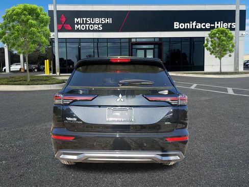 New 2026 Mitsubishi Outlander SEL FWD image 4