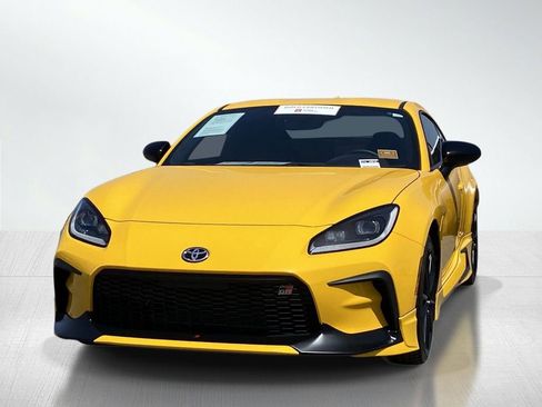 Certified 2026 Toyota GR86 YUZU Limited w/ GR Aero Kit RWD image 13
