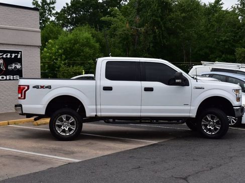 Used 2017 Ford F150 XLT AWD/4WD image 4