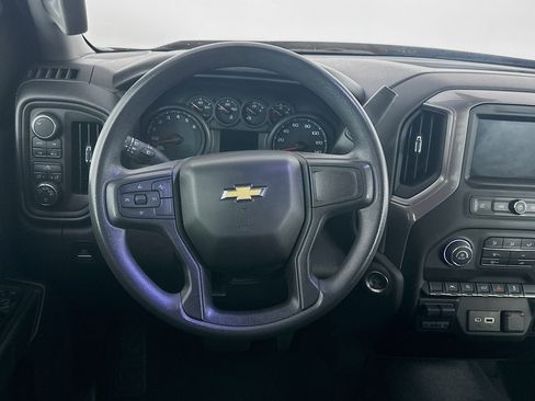 Used 2023 Chevrolet Silverado 1500 Custom AWD/4WD image 17