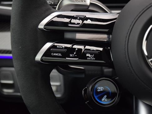 New 2026 Mercedes-Benz GLE 63 AMG S image 23