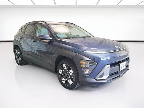 Used 2024 Hyundai Kona SEL FWD image 3
