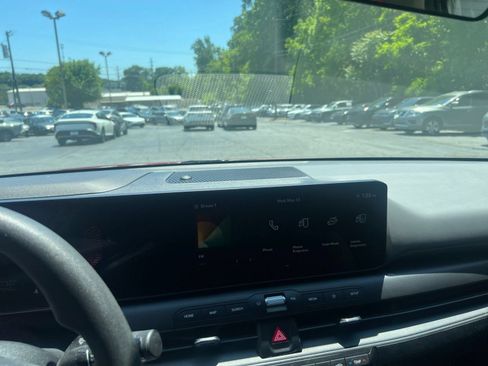 Used 2025 Kia K4 FWD image 14
