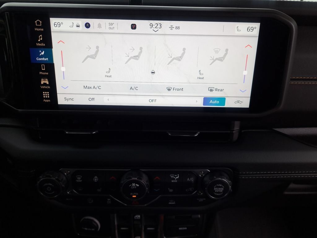 New 2026 Jeep Gladiator Mojave AWD/4WD image 4