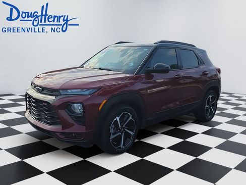 Used 2022 Chevrolet TrailBlazer RS w/ Technology Package FWD image 1