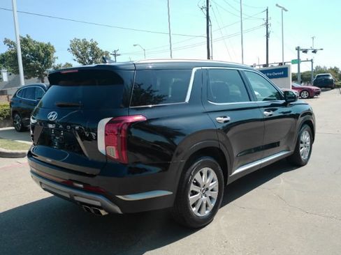 Used 2024 Hyundai Palisade SEL FWD image 6