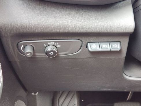 Used 2023 Buick Envision Avenir FWD image 24