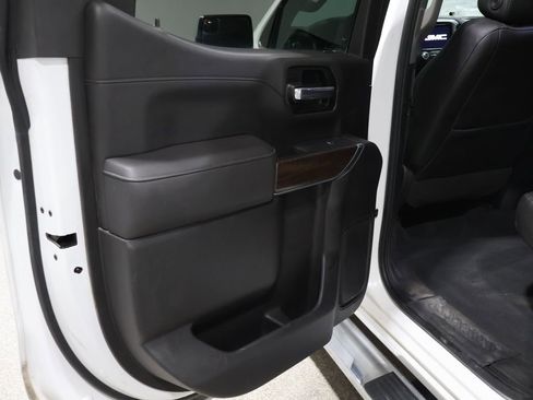 Used 2019 GMC Sierra 1500 SLT w/ SLT Premium Package image 18